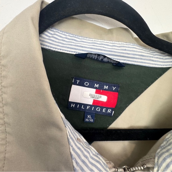 Tommy Hilfiger Vintage Bomber Jacket - Picture 2 of 3